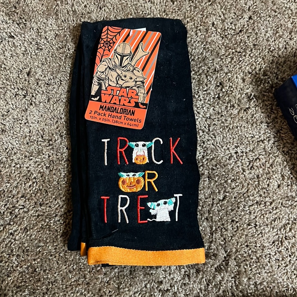 Star Wars Mandalorian Grogu Baby Yoda Trick or Treat Hand Towels 2 pack